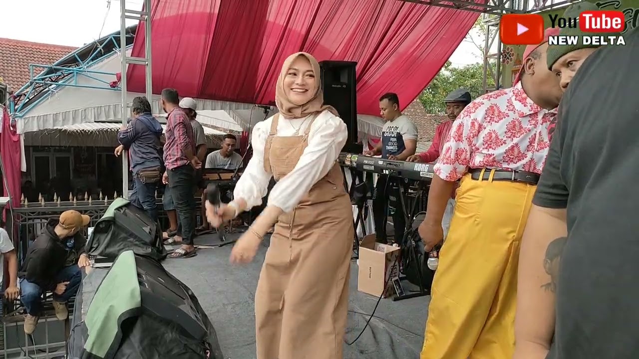 Pak Ndut,Mbak Nonik - Gala Gala - Woko Channel Music - Live Ringin Bagus Manis Puncu