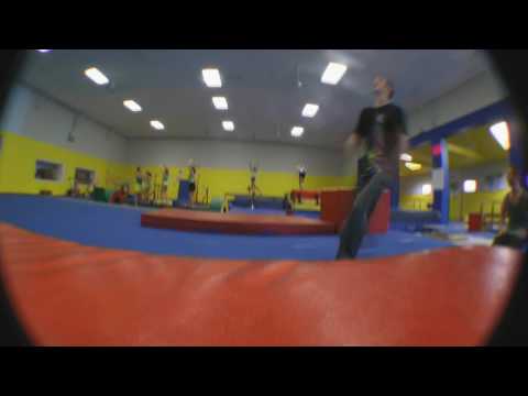 Parkour & Freerunning - Fresh Out!