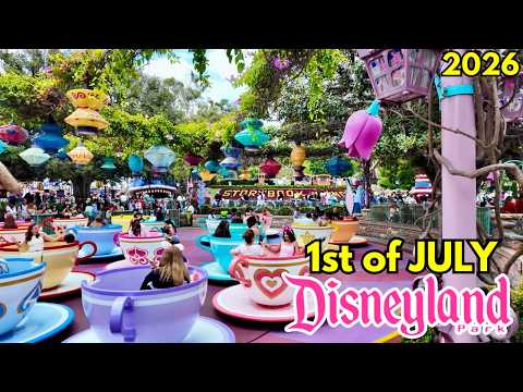 Disneyland Full Walkthrough | Galaxy's Edge Characters & All 8 Lands | 4K 2026