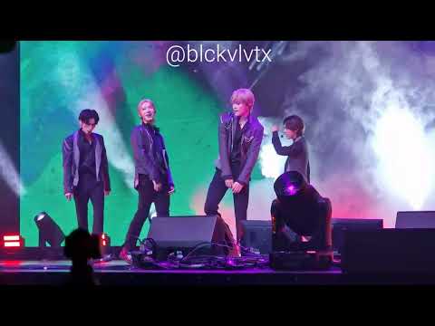 230611 WayV Fanmeeting Tour: Phantom in Paris Love Talk ULTRA HD fancam