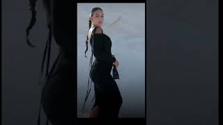 Georgina Rodriguez Hot Y Look