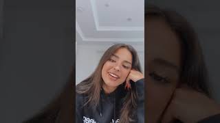 Addison Rae does a British accent - instagram ig live 7\/26\/2020