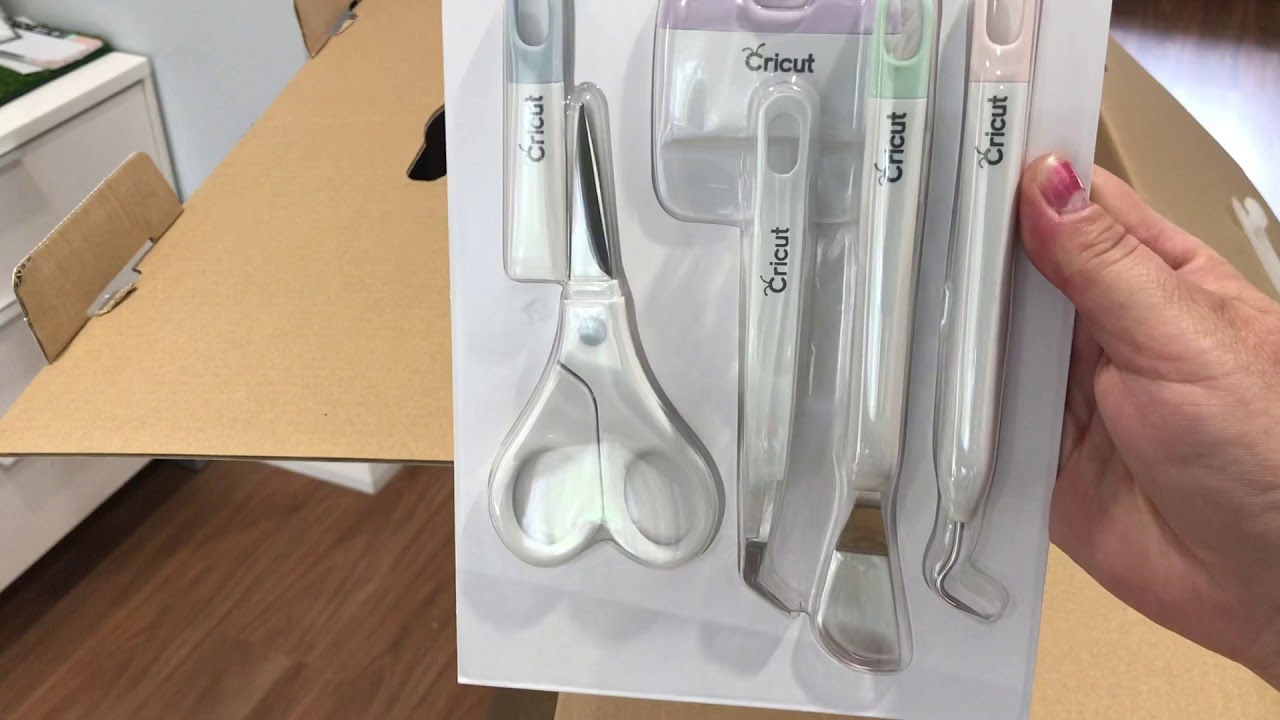 Unboxing the Cricut maker Costco bundle Australia YouTube
