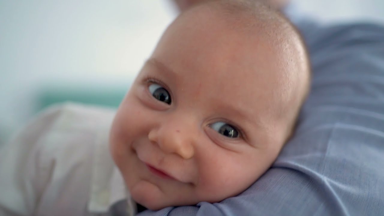 Ramona si Cornel Darvasan - TE VOM IUBI MEREU - Baby Adam Dedication (Official Video)