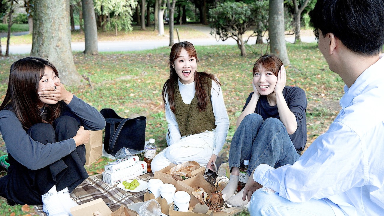 ランチ中のお姉さんにマジックしたら驚きすぎて食欲が完全に消えました