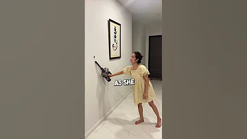 How To Catch A Cockroach 
