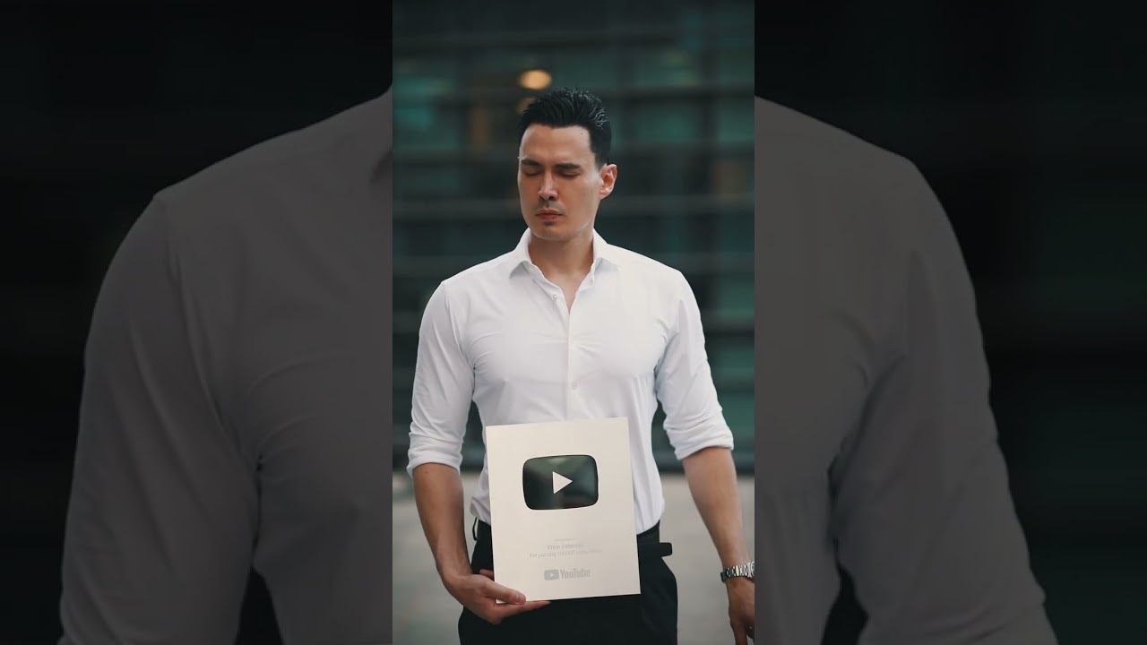 YouTube "Silver Creator Award" 