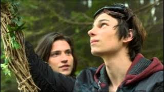 Download lagu The 100 1x01: We Come Running - Youngblood Hawkes