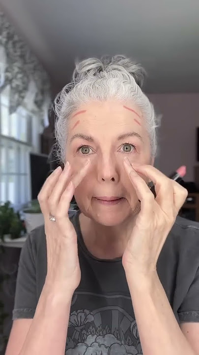 ONE LIPSTICK DOES IT ALL! Quick and easy look for mature women!  #makeuptutorial #maturewomen - YouTube