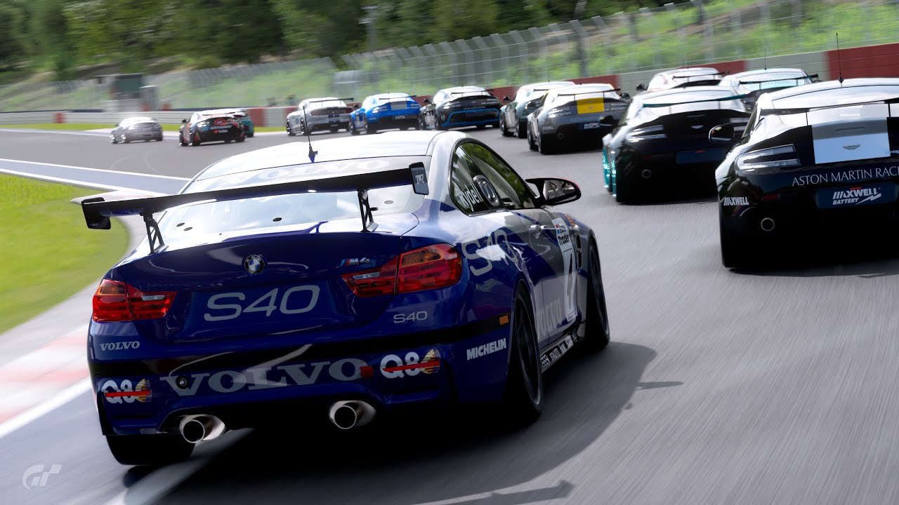 The BMW M4 Gr.4 is astonishing on the standing start (Gran Turismo 7)
