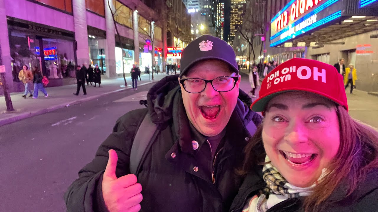 nyc-live-holiday-windows-date-night-in-the-city-nyc-newyork
