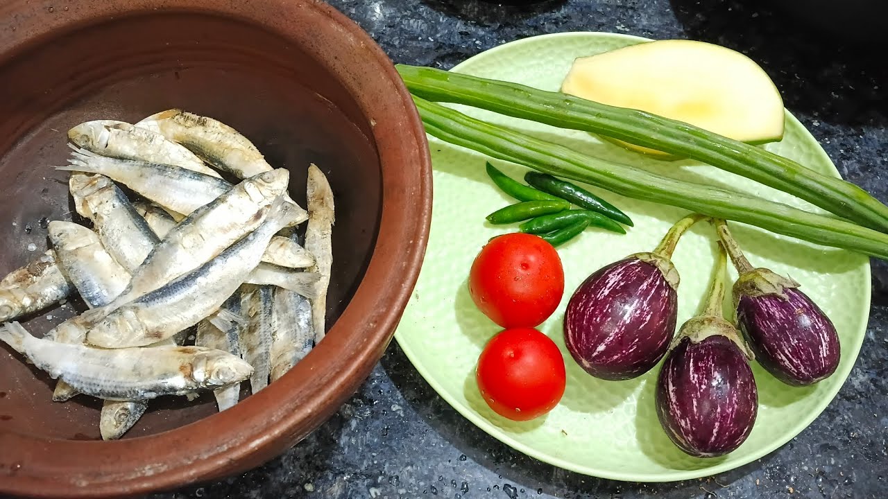 கன்னியாகுமரி ஸ்டைல் சாளைக்கருவாட்டுக்குழம்பு/இப்படி ஒருதடவை செஞ்சி சாப்பிட்டு பாருங்க🔥