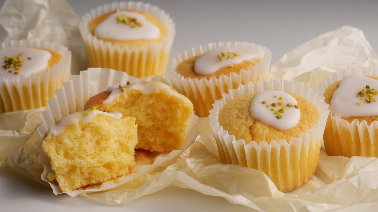 出来立てが激うまなレモンレモンなふんわりケーキ🍋 | Fluffy and moist Lemon Cake