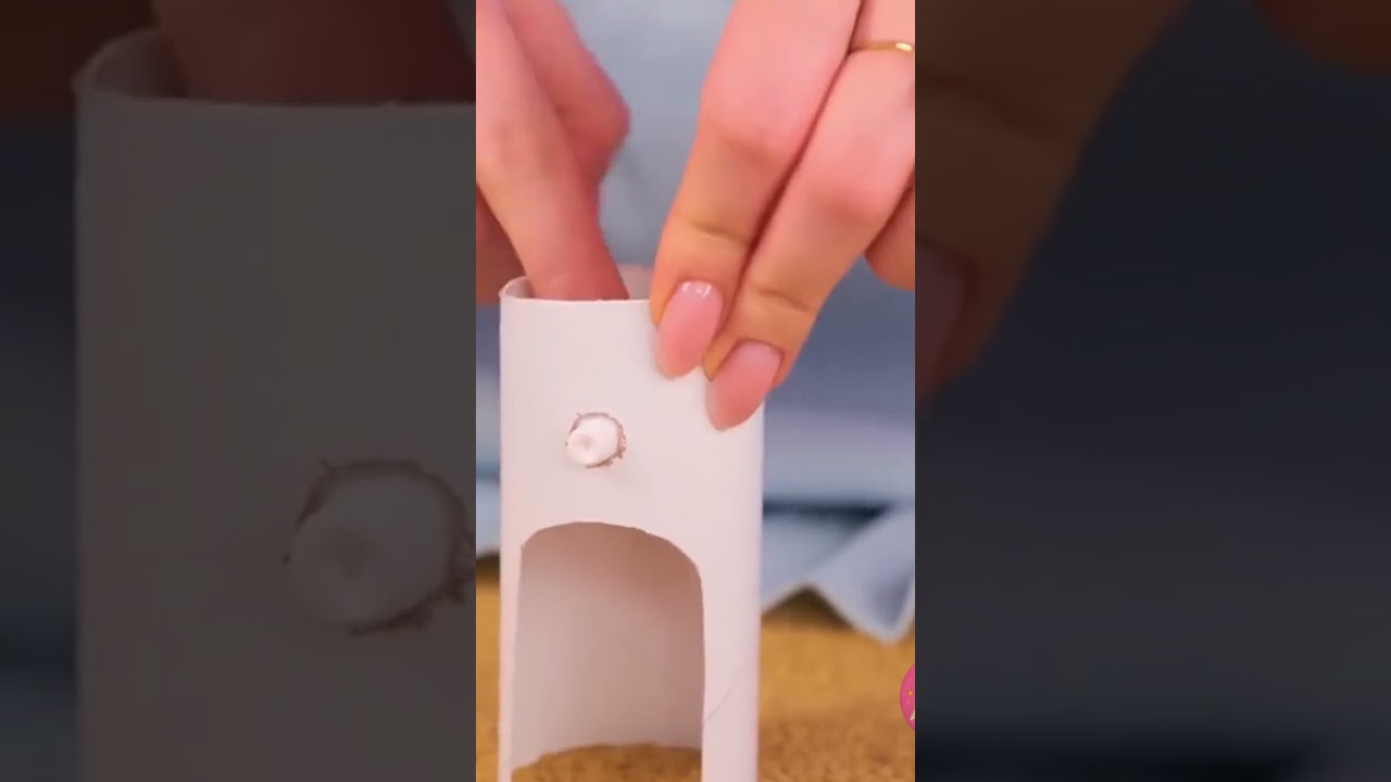 The easiest way to make a jug for Barbie 