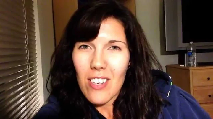 Elizabeth Talks to the Camera