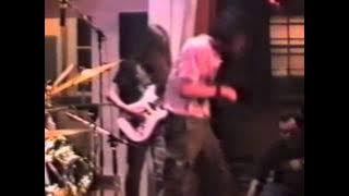 Download lagu Napalm Death - Live 1988
