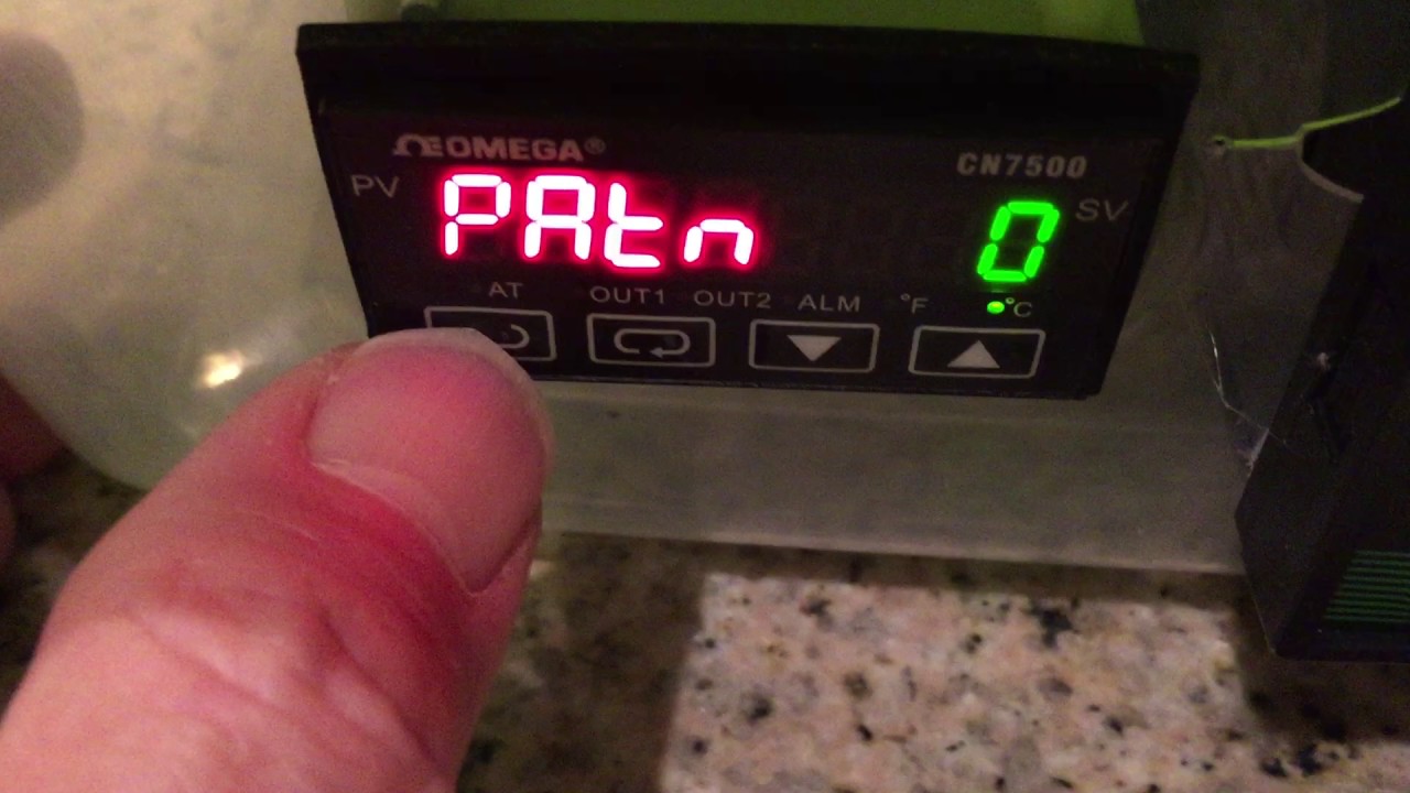 How to program on Omega 7500 controller