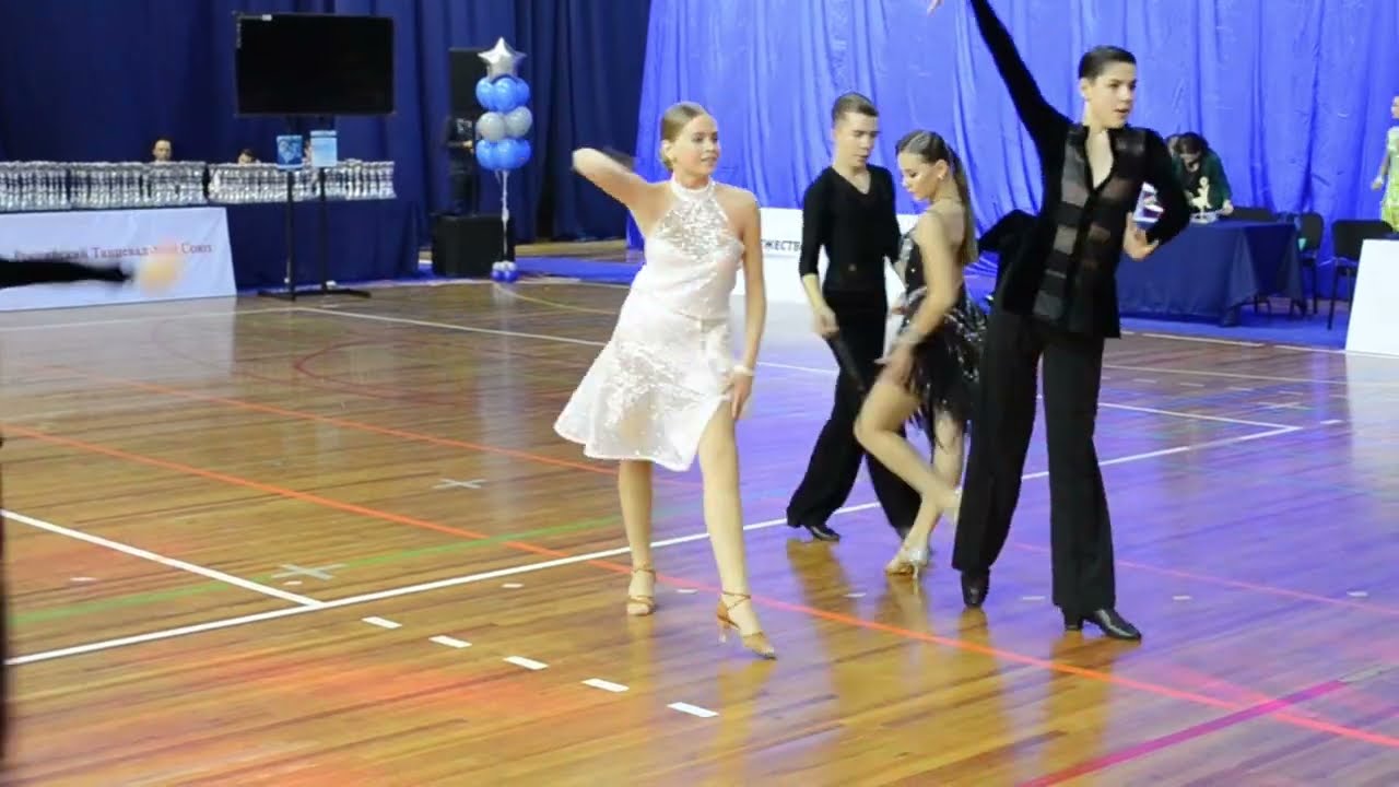 Платье для бальных танцев LA white