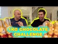 EATING 1KG OF CHOCOLATE CHALLENGE!!