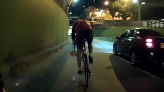 Sprint de 50 seg Tunel Ave Colombia en Bici Cali Colombia