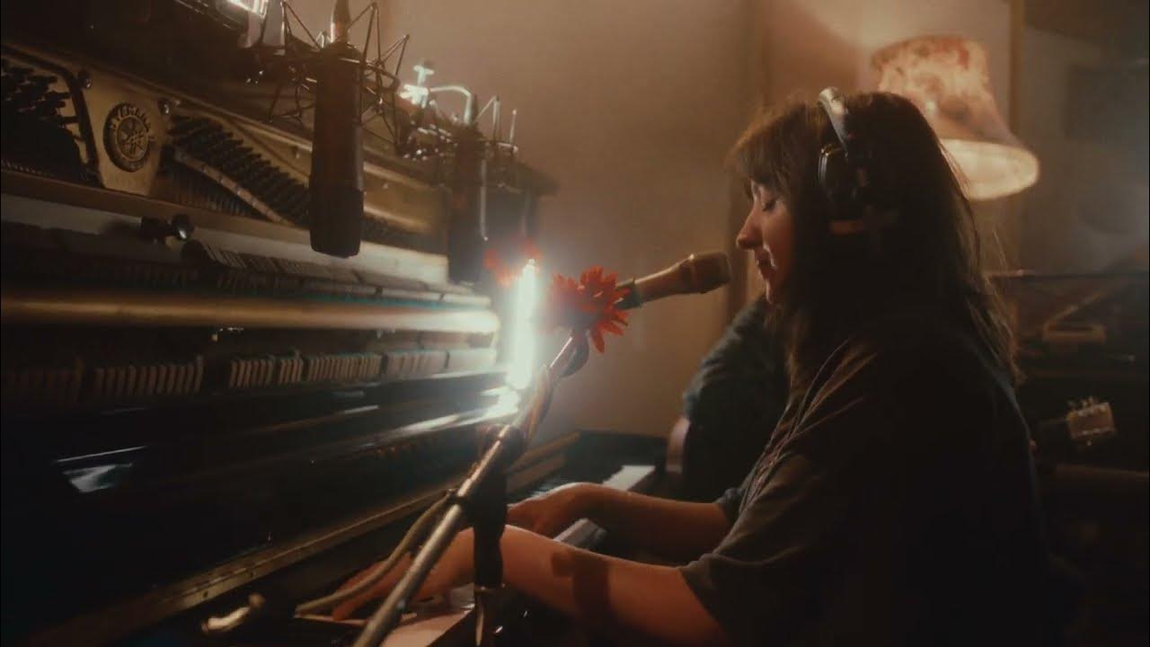 I Want Love (Like I Give My Love) - Meadowlark (Live at Middle Farm Studios) I Want Love (Like I Give My Love) - Meadowlark (Live at Middle Farm Studios)