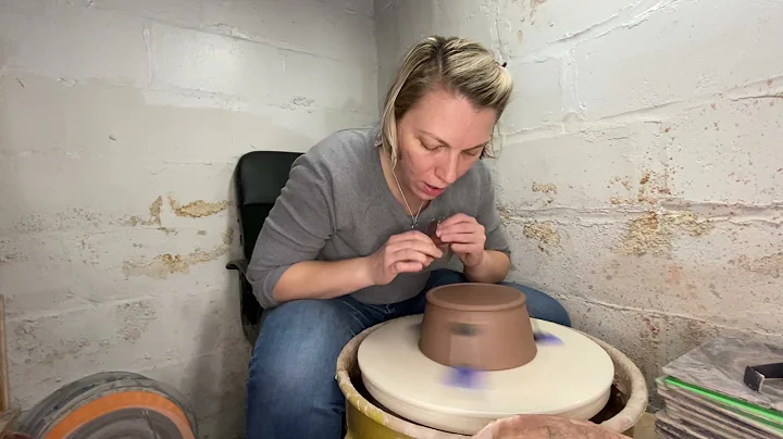 Trimming the bowl planters