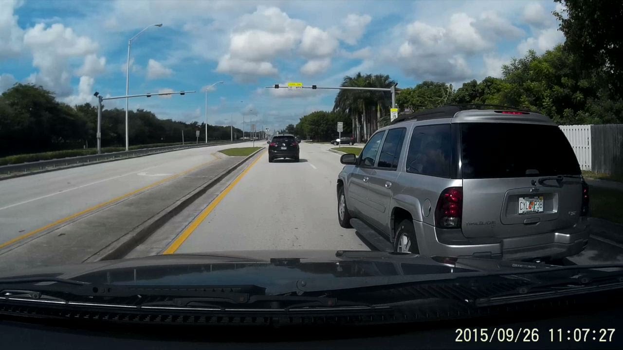 Bad Miami driver on Bird Rd. CYL P38