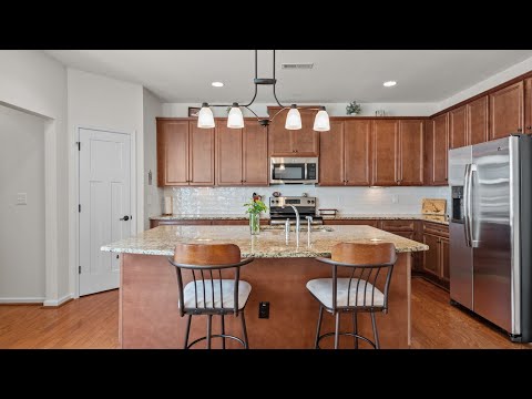 688 Bennett's Meadow Lane, Suffolk, VA home video tour