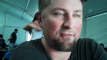 Zip Interviews Dean from Theory of a Deadman