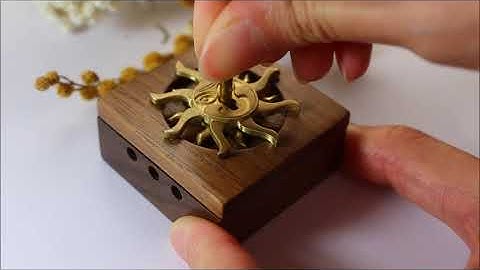 Mechanical lock wooden engagement ring box