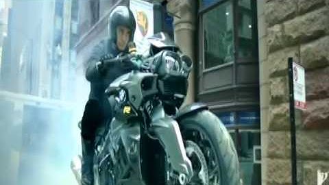 DHOOM:3 THEME SONG VIDEO - Aamir Khan | Abhishek Bachchan | Katrina Kaif | Uday Chopra