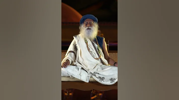 Sadhguru Initiates Devotees Into The Mahamantra On Mahashivratri: Aum Namah Shivaya