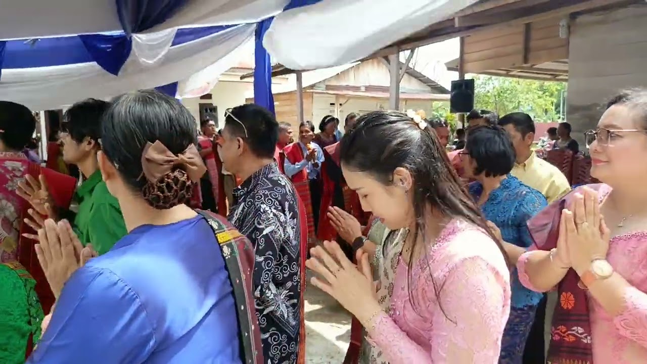 Bonataon Loho raja bengkulu oke banget. Hula² Boru bere ibebere Gondang liat².. 