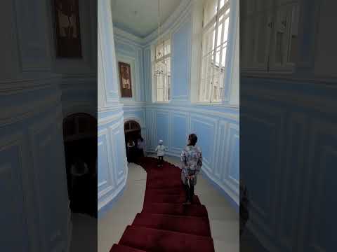 Video: Istana Priory di Gatchina - bagaimana untuk ke sana?
