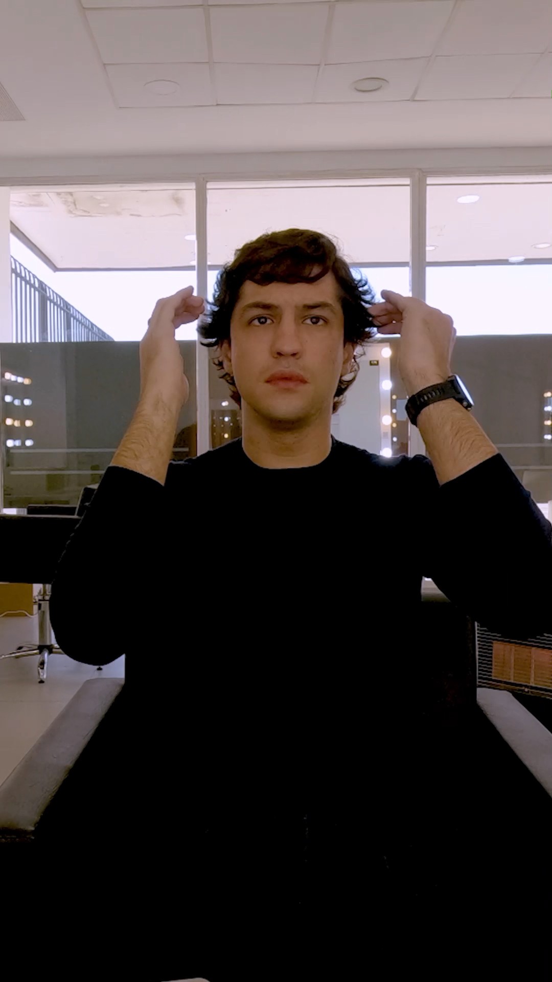 Gabriel Leone se transforma em #Senna