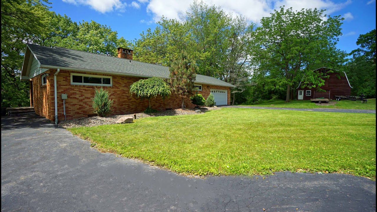 20 County Route 37, Central Square waterfront ranch home for sale