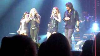 Video thumbnail of "ednita nazario concierto soy tema dejame ser juan antonio custodio yanira torres miledys jimenez"