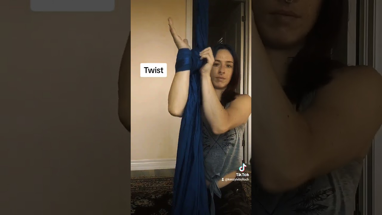 Ver How to do a wrist lock on silks no YouTube Ver How to do a wrist lock on silks no YouTube