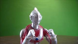 Ultraman Jack Episode 1 Godzilla Lover 2001 Review