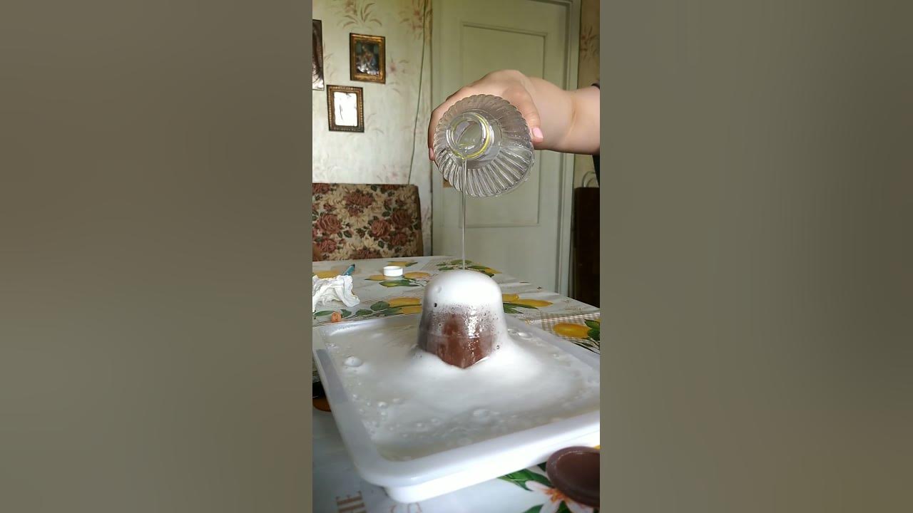 Слоновья зубная паста - YouTube