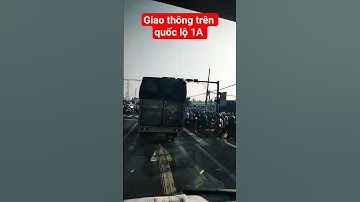 Tình hình giao thông trên quốc lộ 1A khu vực trước cổng khu công nghiệp Vĩnh Lộc.