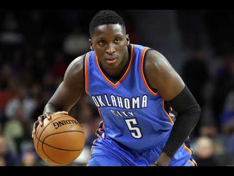 Victor Oladipo breaks out the in- game 360 dunk life hacks for the beach