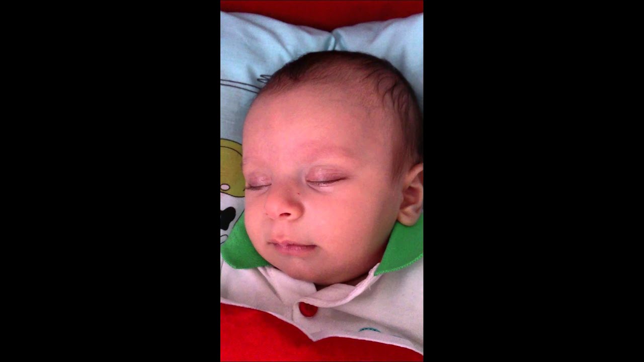 Uykusunda ağlayan bebek 👶 YouTube