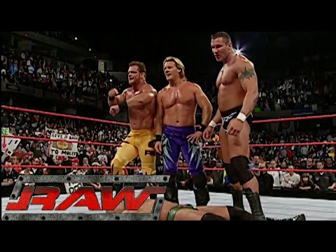 Triple H vs Maven World Heavyweight Championship Match (Brawl Occurs) RAW Nov 15,2004