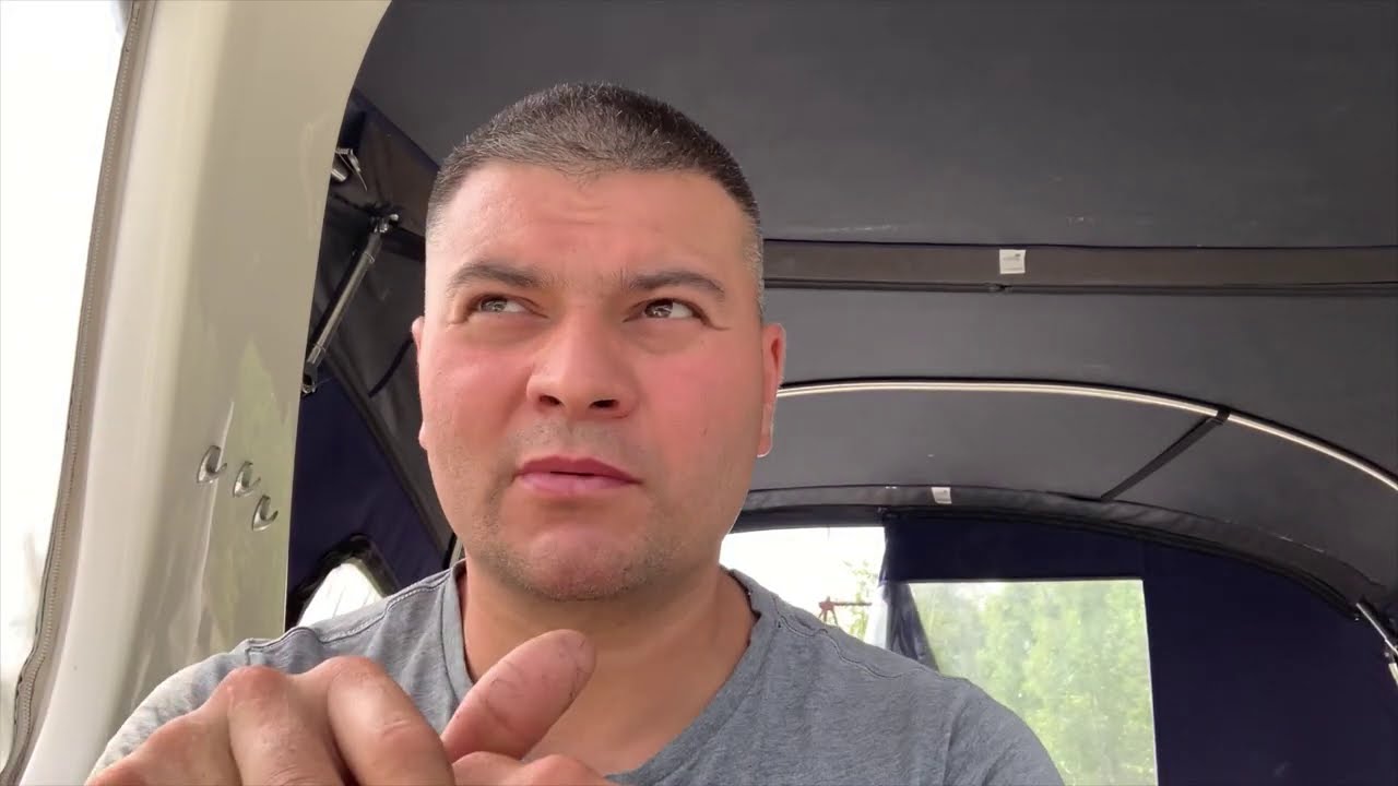 Установка эхолота! Вклеиваем трансдьюсер! - YouTube