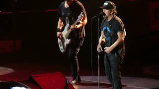 Pearl Jam - River Cross / Alive - Tauron Arena Krakow - 14th July 2022