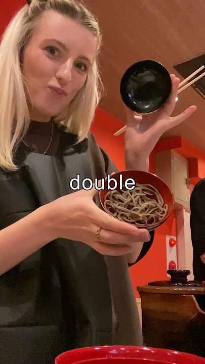 eating 100 bowls of noodles in 40 minutes