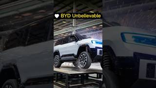 Three Wheels Rolling, One Wheel Gone — Still Unstoppable #byd #hitech #3wheels #emergency #shenzhen