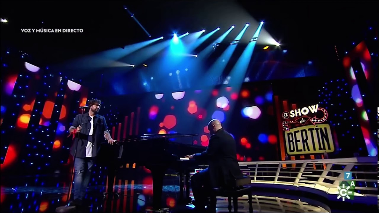 Entre sobras y sobras me faltas en directo - Antonio Orozco - al Piano Alejandro Cruz Benavides