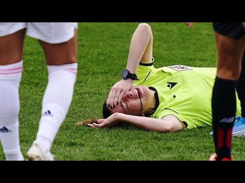 Soccer player yelling at female ref